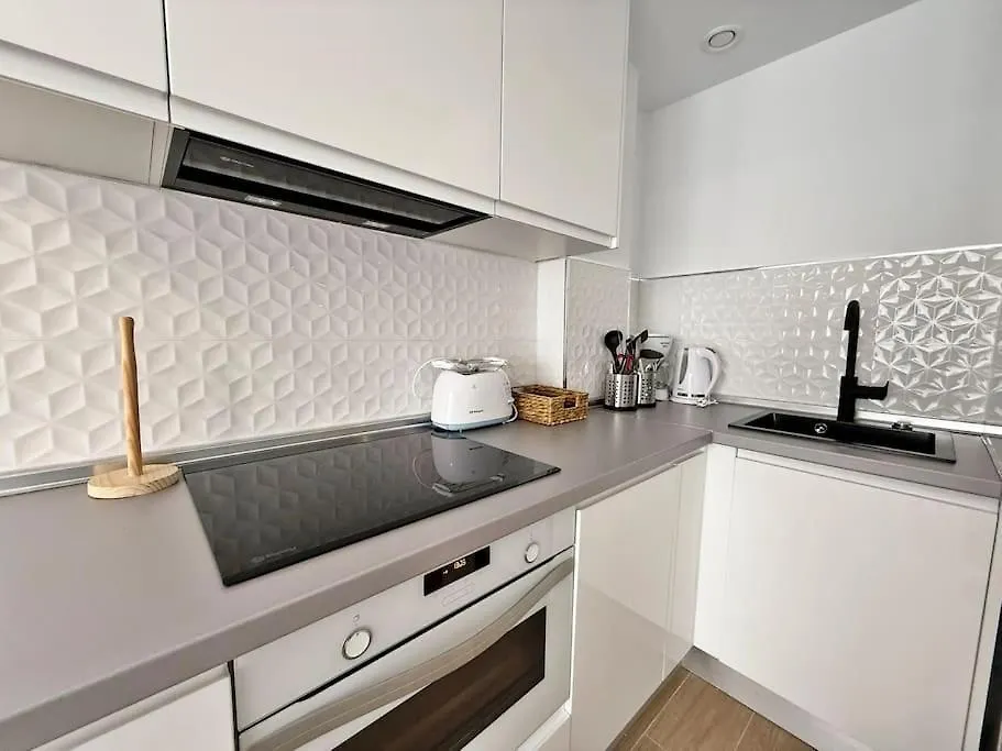 Nuevo Y Centrico Apartamento De Playa Fuengirola Spain