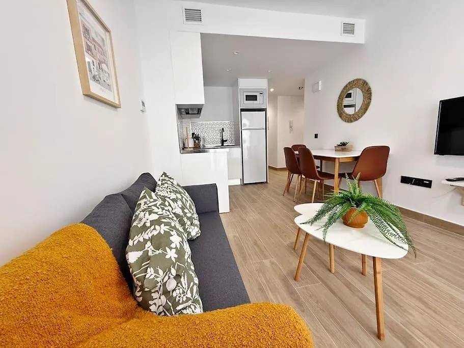 Nuevo Y Centrico Apartamento De Playa Fuengirola
